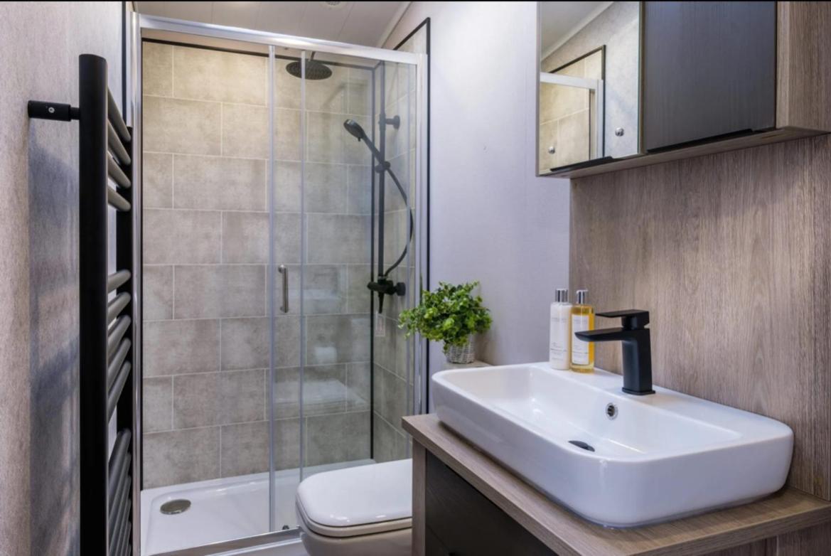 Lakewood Lodge 세인트 필란스 외부 사진